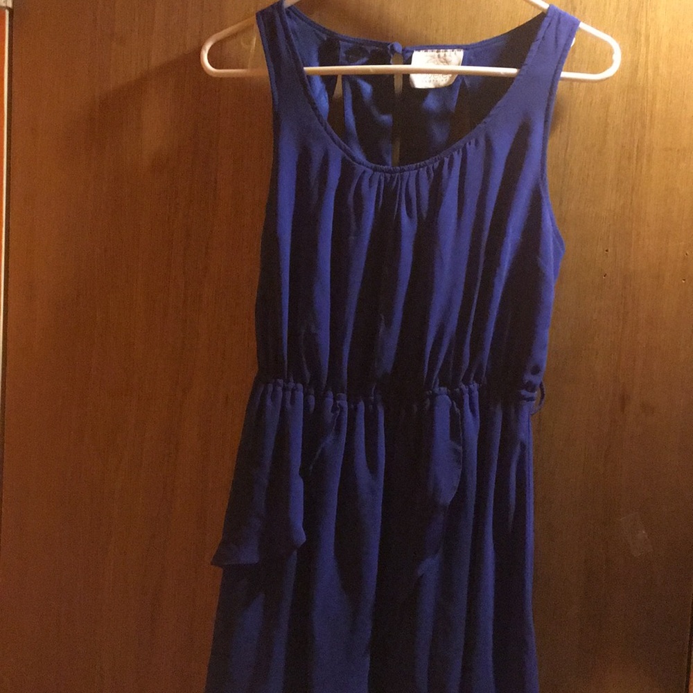 Beautiful Blue dress!